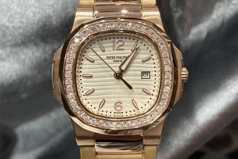 2000.3100.JPG