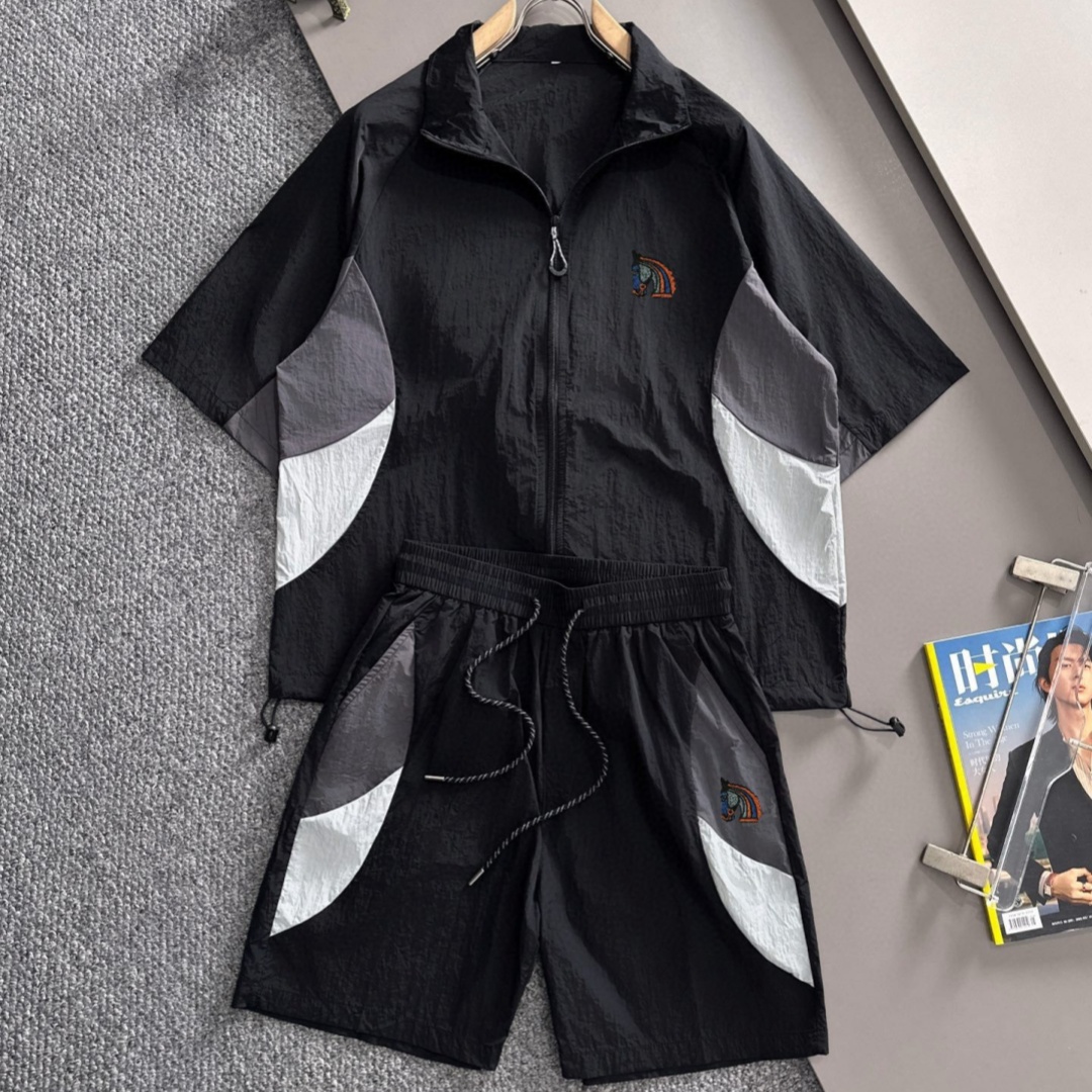 [홍콩명품.HERMES] 에르메스 2025 남성용 반팔세트 HM428 ZW 홍콩명품의류,구매대행,온라인명품