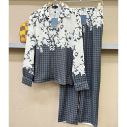 [홍콩명품.LOUIS VUITTON] 루이비통 25SS 실크잠옷세트 LV2386 PD  홍콩명품의류,구매대행,온라인명품