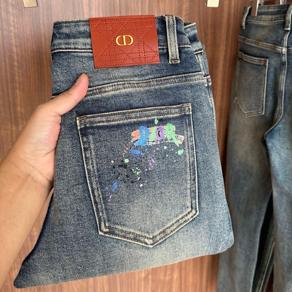 [홍콩명품.Christian Dior]크리스챤 디올 2025 남성용 청바지 CD1391 PD 홍콩명품의류,구매대행,온라인명품