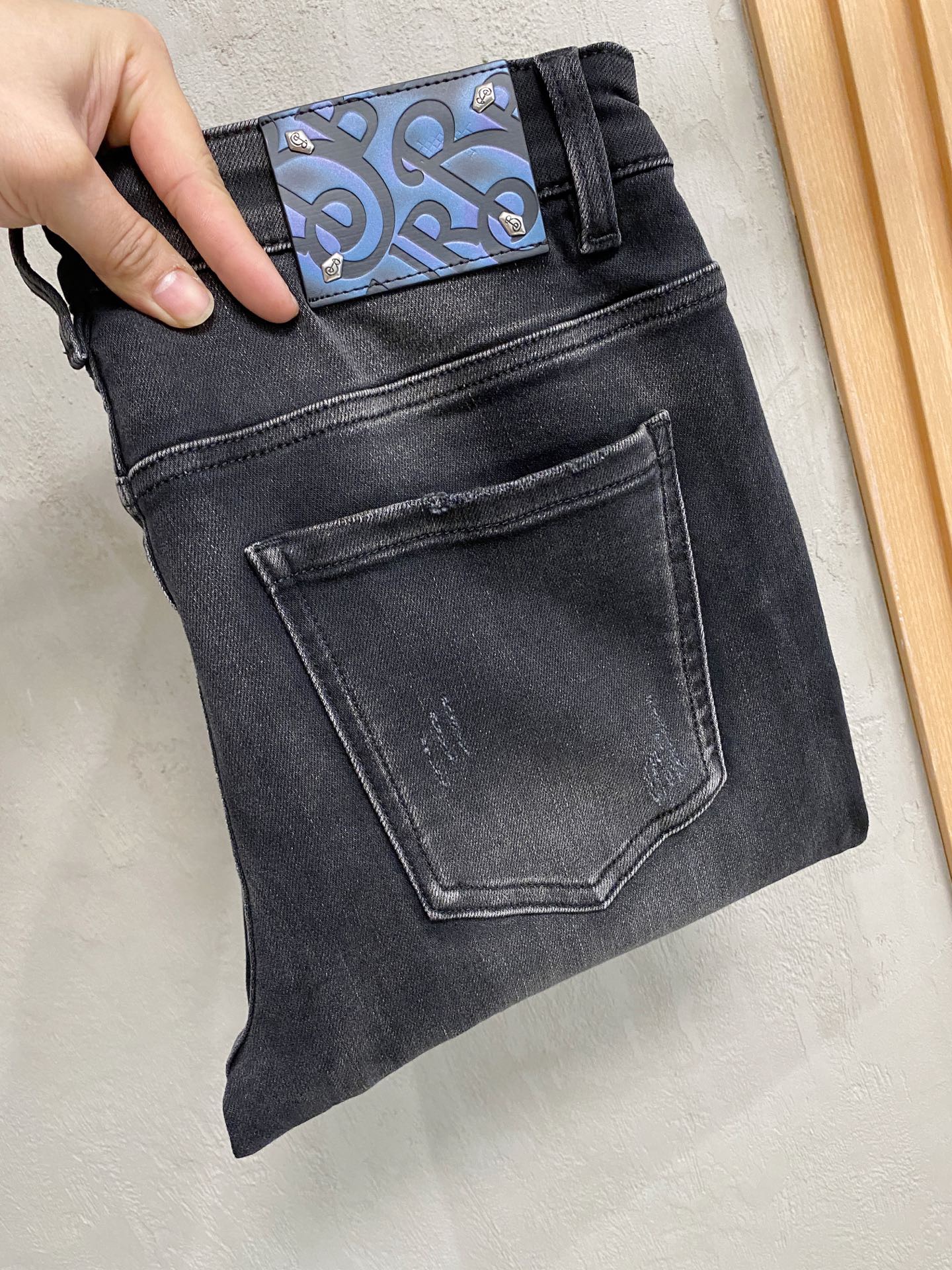 [홍콩명품.BURBERRY] 버버리 2025 남성용 바지 BU1442 PD 홍콩명품의류,구매대행,온라인명품