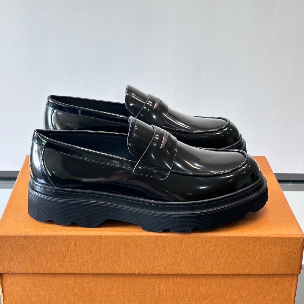 [홍콩명품.TODS] 토즈 2026 남성용 로퍼 TD061 SH-E 홍콩명품의류,구매대행,온라인명품