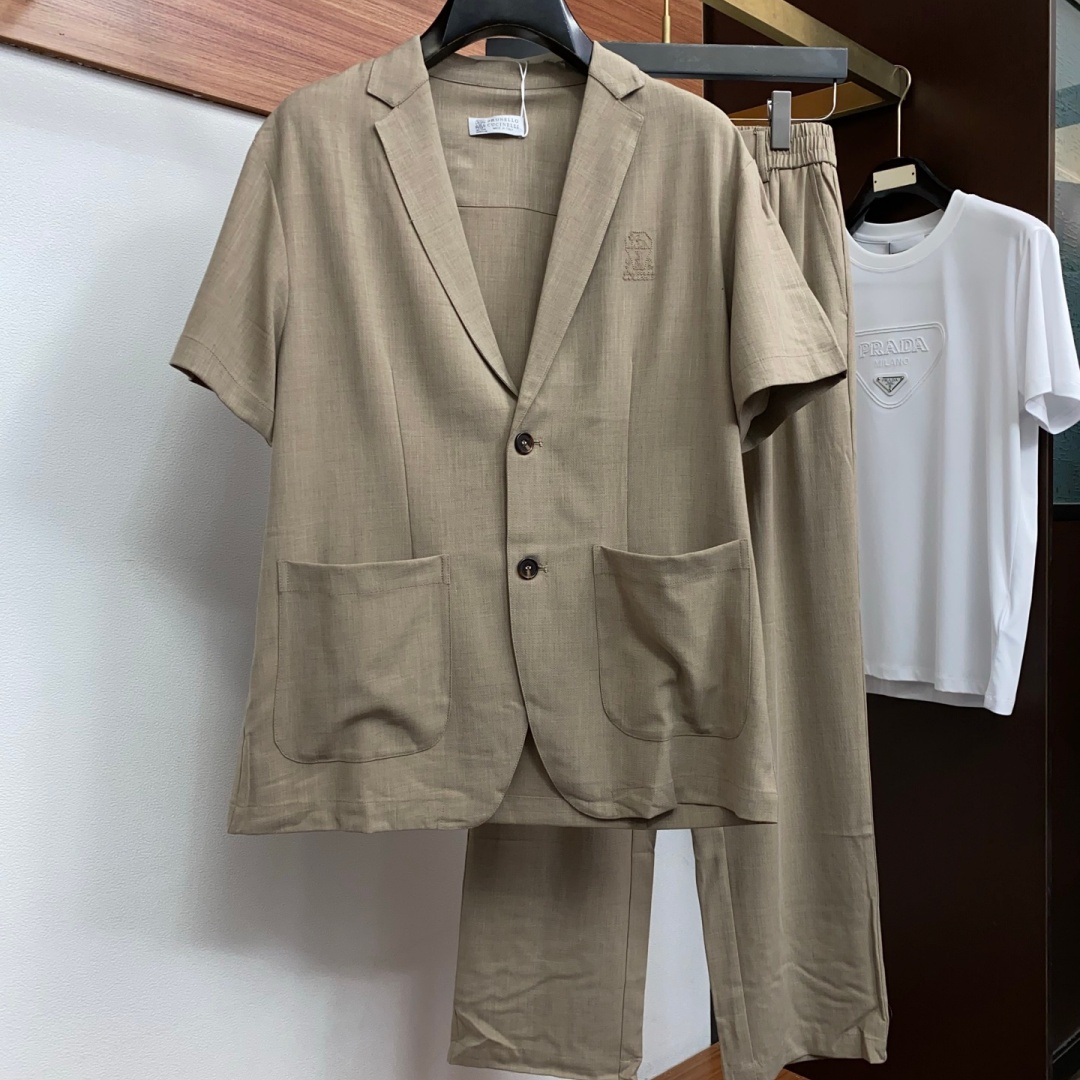 [홍콩명품.BRUNELLO CUCINELLI]브루넬로 쿠치넬리 2026 남성용 반팔수트세트 BL1563 YB 홍콩명품의류,구매대행,온라인명품