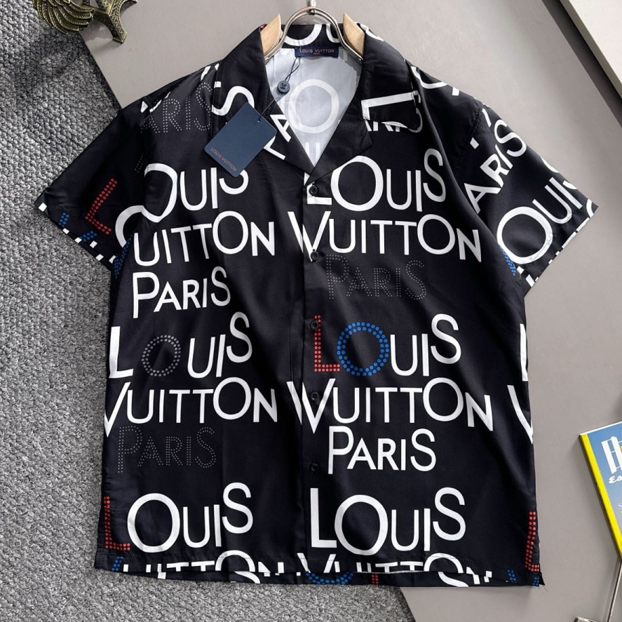 [홍콩명품.LOUIS VUITTON] 루이비통 2026 남성용 반팔셔츠 LV3312 YB 홍콩명품의류,구매대행,온라인명품
