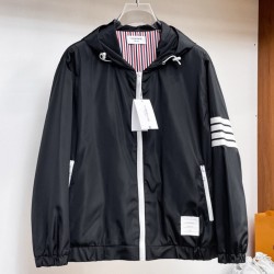 [홍콩명품.THOM BROWNE ] 톰 브라운 2026 남성용 바람막이자켓 TB1470 PD 홍콩명품의류,구매대행,온라인명품