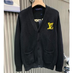 [홍콩명품.LOUIS VUITTON] 루이비통 2026 남성용 니트 가디건 LV3760 PD 홍콩명품의류,구매대행,온라인명품