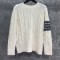 [홍콩명품.THOM BROWNE ] 톰 브라운 2026 남성용 니트풀오버 TB1529 PD 홍콩명품의류,구매대행,온라인명품