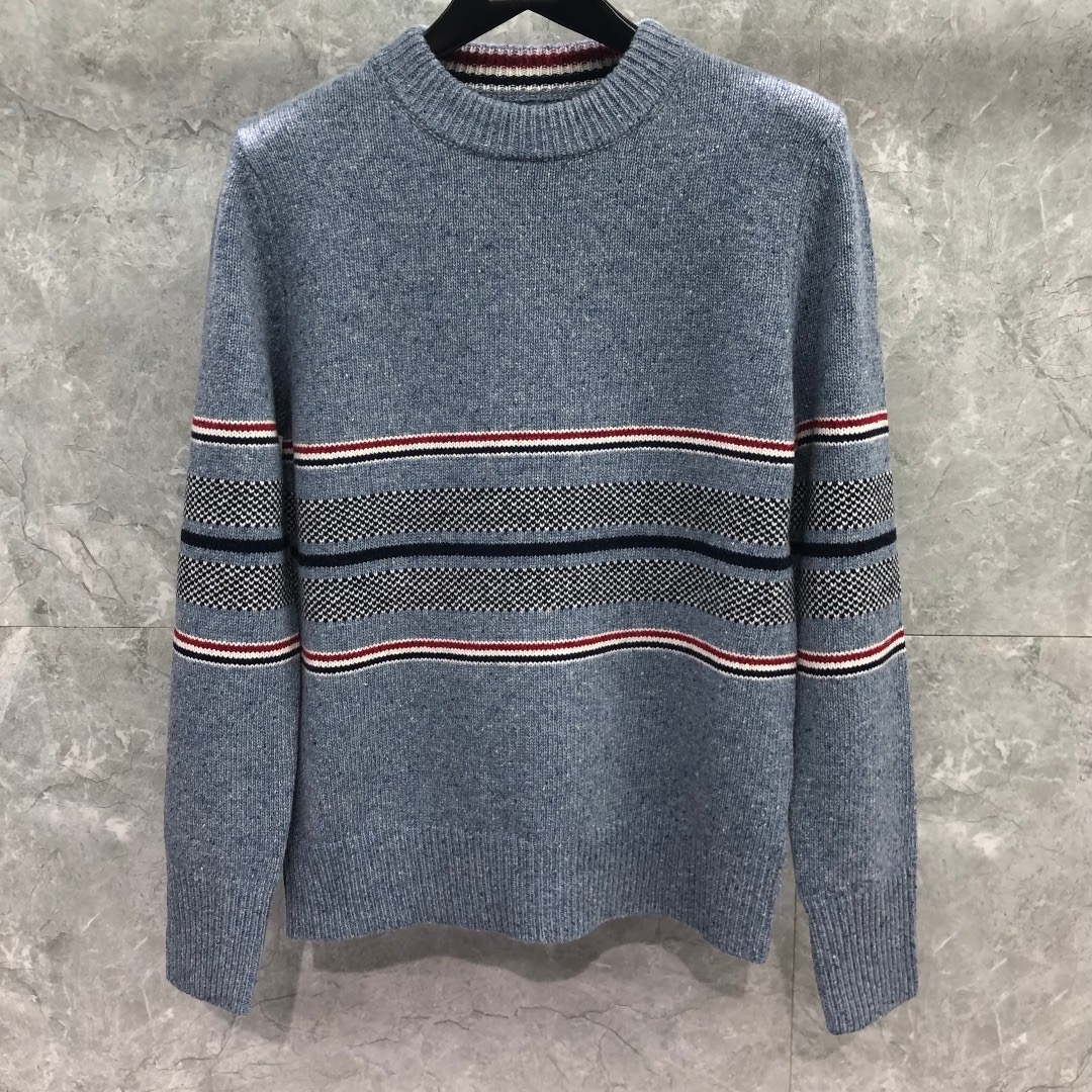 [홍콩명품.THOM BROWNE ] 톰 브라운 2026 남성용 니트풀오버 TB1532 PD 홍콩명품의류,구매대행,온라인명품