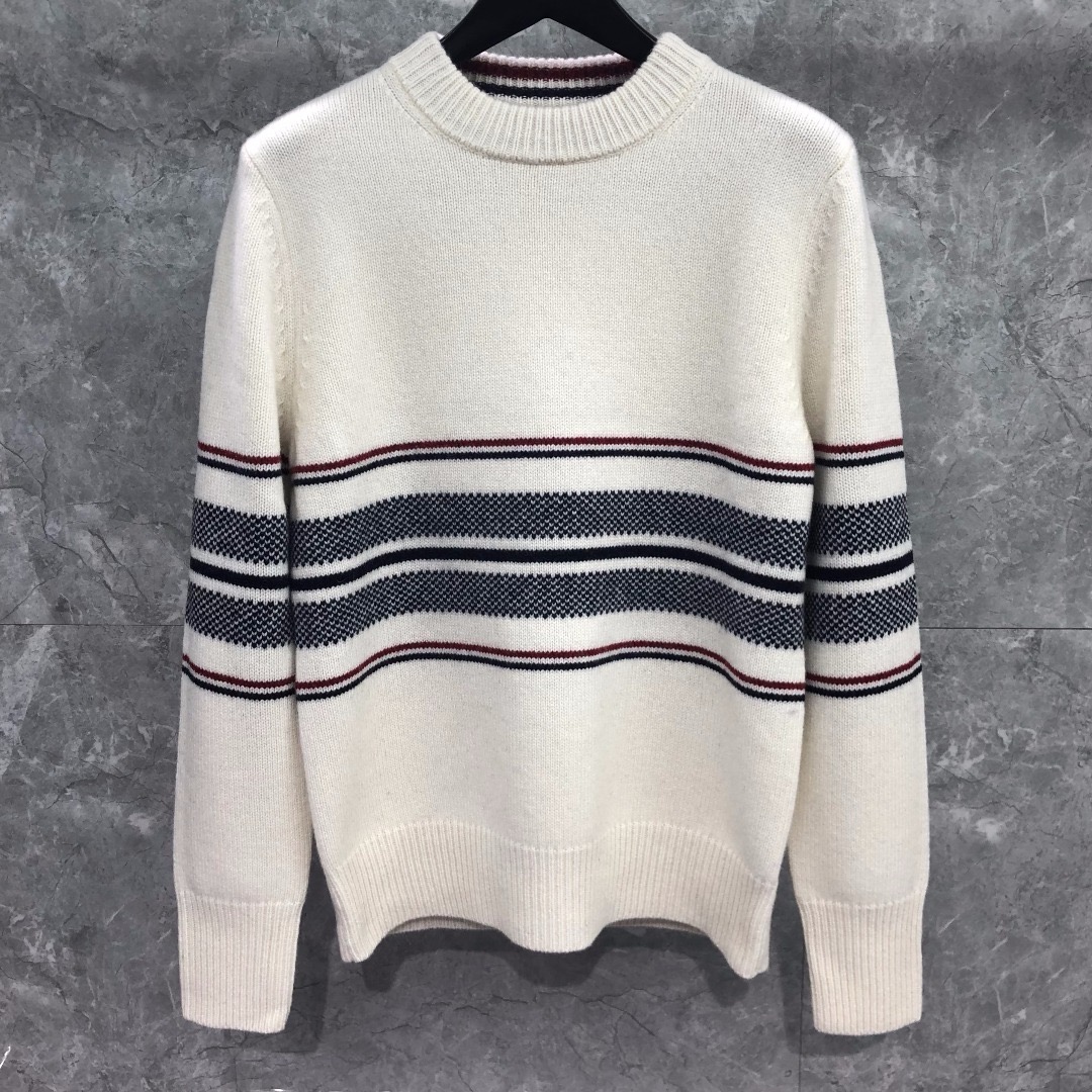 [홍콩명품.THOM BROWNE ] 톰 브라운 2026 남성용 니트풀오버 TB1533 PD 홍콩명품의류,구매대행,온라인명품