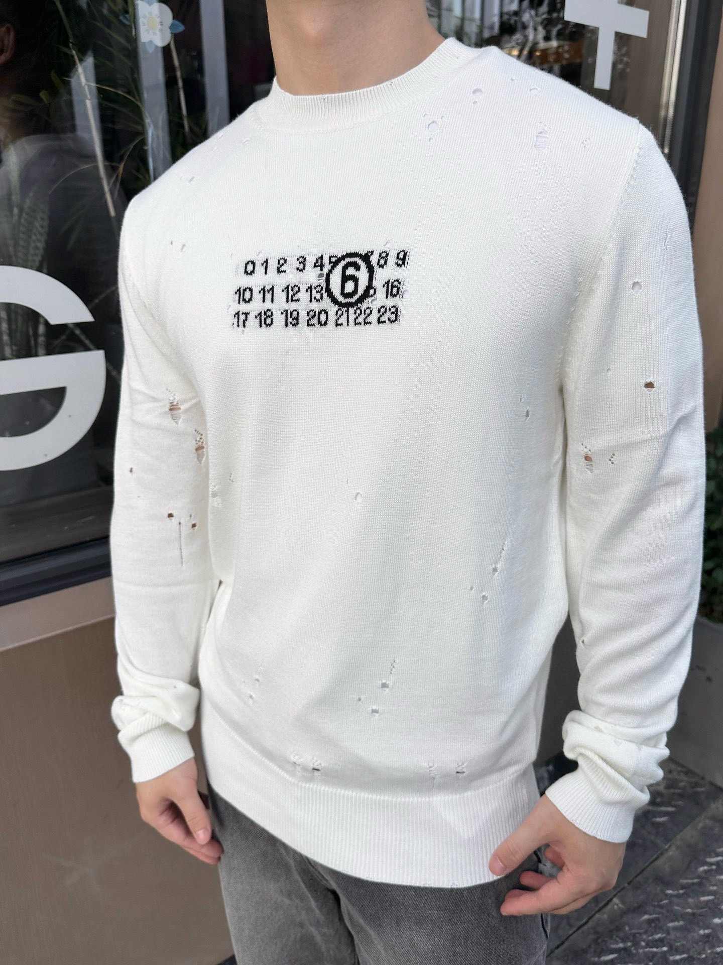[홍콩명품.MAISON MARGIELA] 메종마르지엘라 2026 남성용 니트 풀오버 MM1100 HD 홍콩명품의류,구매대행,온라인명품