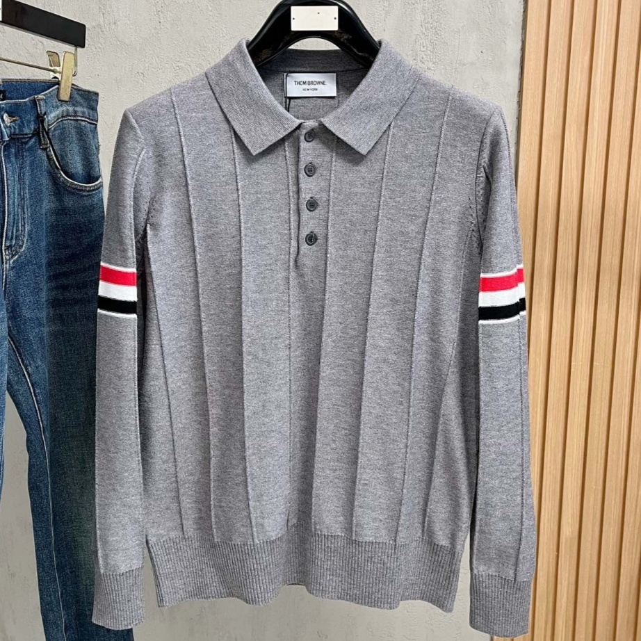 [홍콩명품.THOM BROWNE ] 톰 브라운 2026 남성용 니트풀오버 TB1552 PD 홍콩명품의류,구매대행,온라인명품