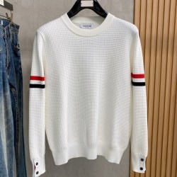 [홍콩명품.THOM BROWNE ] 톰 브라운 2026 남성용 니트풀오버 TB1555 PD 홍콩명품의류,구매대행,온라인명품