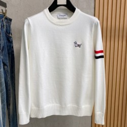[홍콩명품.THOM BROWNE ] 톰 브라운 2026 남성용 니트풀오버 TB1558 PD 홍콩명품의류,구매대행,온라인명품