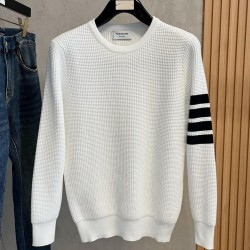 [홍콩명품.THOM BROWNE ] 톰 브라운 2026 남성용 니트풀오버 TB1560 PD 홍콩명품의류,구매대행,온라인명품