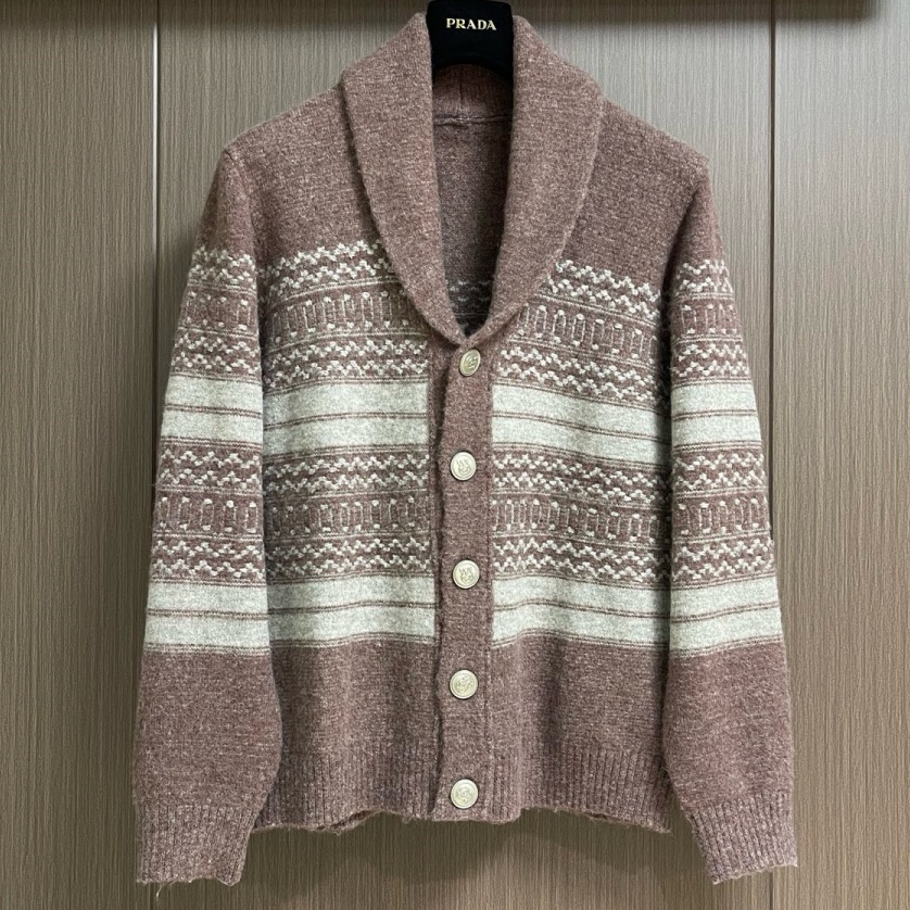 [홍콩명품.BRUNELLO CUCINELLI]브루넬로 쿠치넬리 2026 남성용 울혼방 가디건 BL1833 HD 홍콩명품의류,구매대행,온라인명품