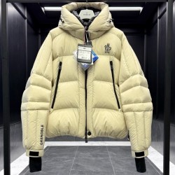 [홍콩명품.MONCLER] 몽클레어 2026 남성용  다운 후드 패딩 자켓 MQ1990 PD 홍콩명품의류,구매대행,온라인명품