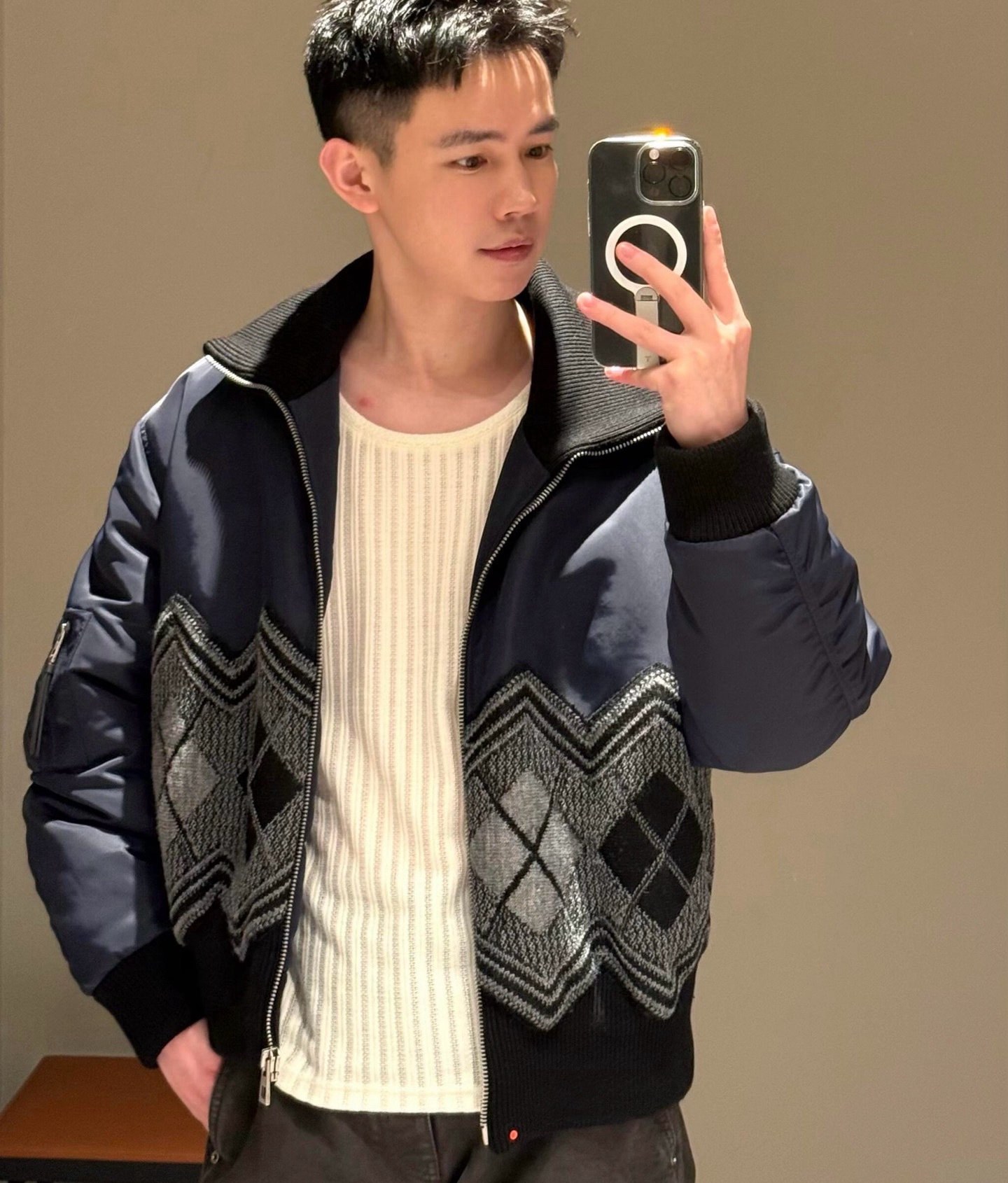 [홍콩명품.LOUIS VUITTON] 루이비통 2026 남성용  자켓 LV3972 PD 홍콩명품의류,구매대행,온라인명품