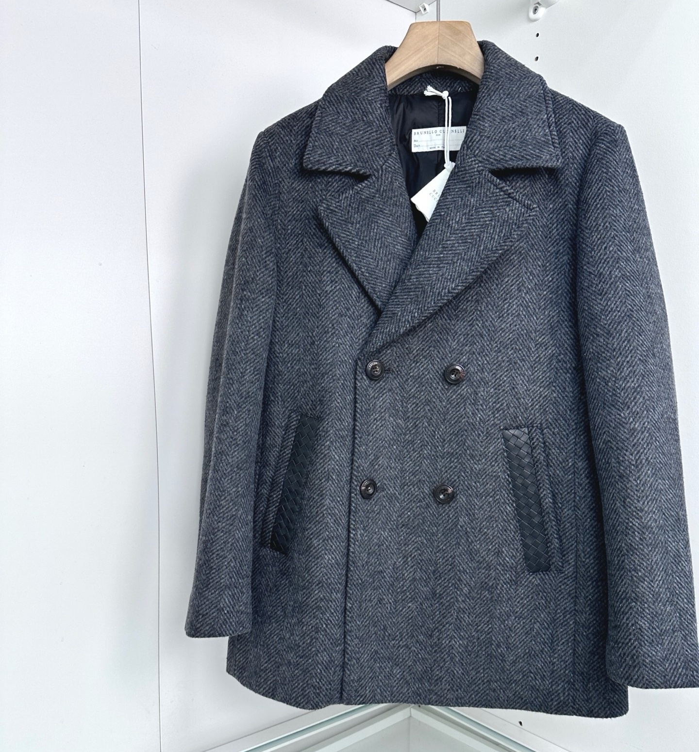 [홍콩명품.BRUNELLO CUCINELLI]브루넬로 쿠치넬리 2026 남성용 울 다운 코트 BL1848 HD 홍콩명품의류,구매대행,온라인명품
