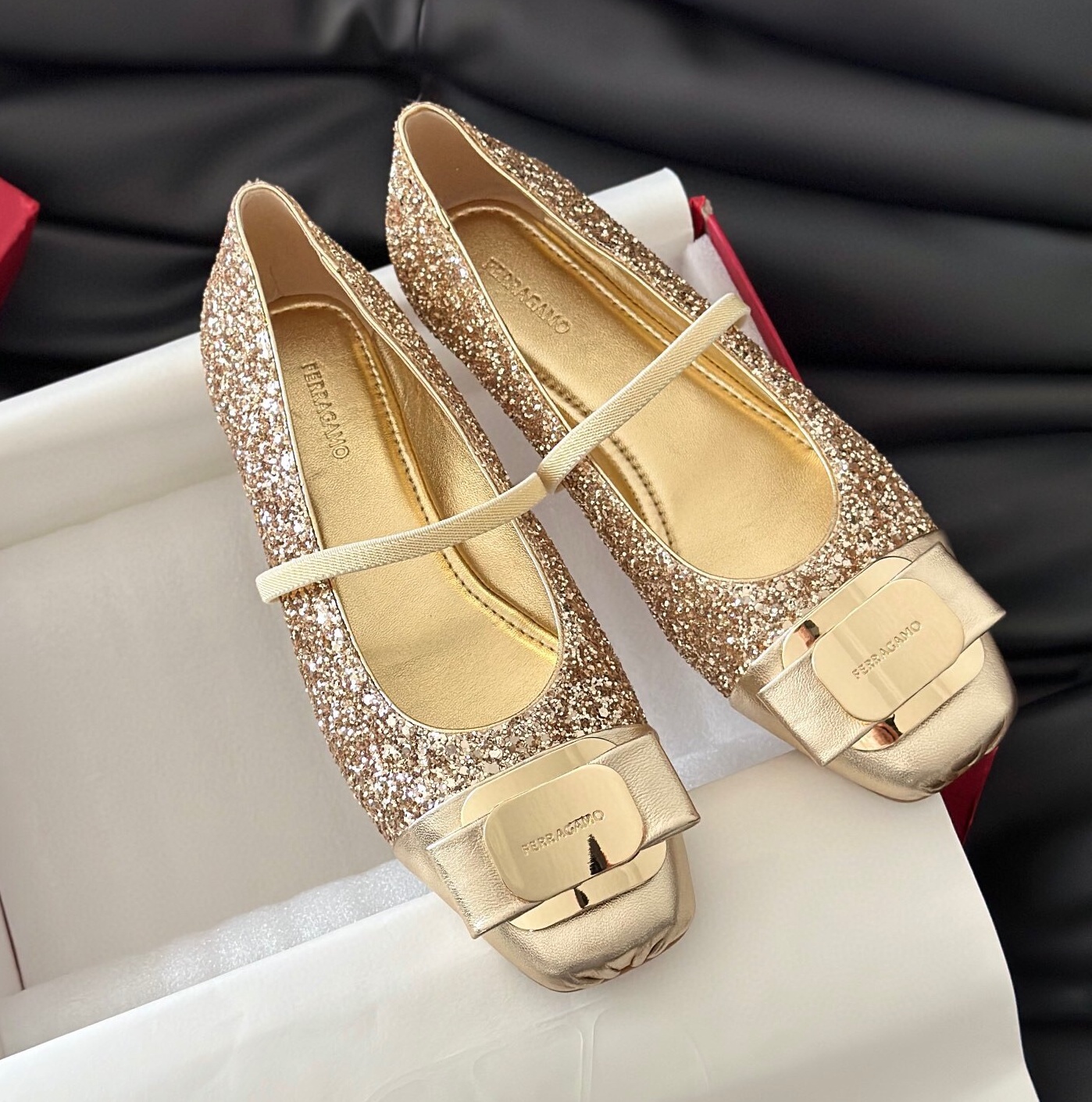 페레가모  2024 여성용 플랫 슈즈 WA4071 DN