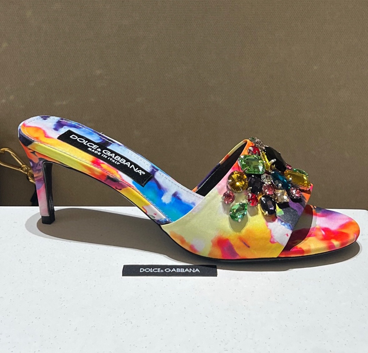 돌체엔가바나  2024 여성용 슬리퍼  WA4096 DN