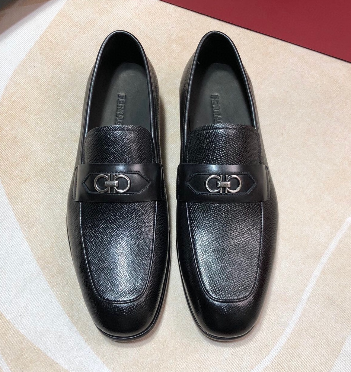 페라가모 2024 남성용 로퍼 FG166 SH-E