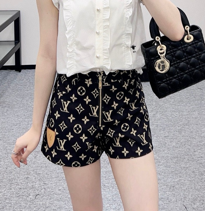 [홍콩명품.Louis Vuitton/루이비통  2025 여성용 반바지 WA5621 JS-A  홍콩명품의류,구매대행,온라인명품