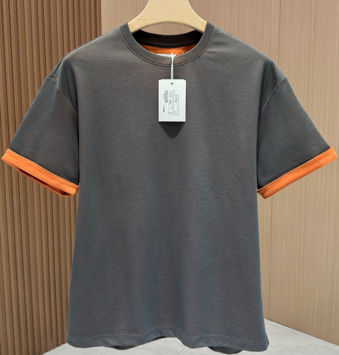[홍콩명품.BOTTEGA VENETA] 보테가베네타 2025 반팔  BV121 HD, 홍콩명품의류,구매대행,온라인명품