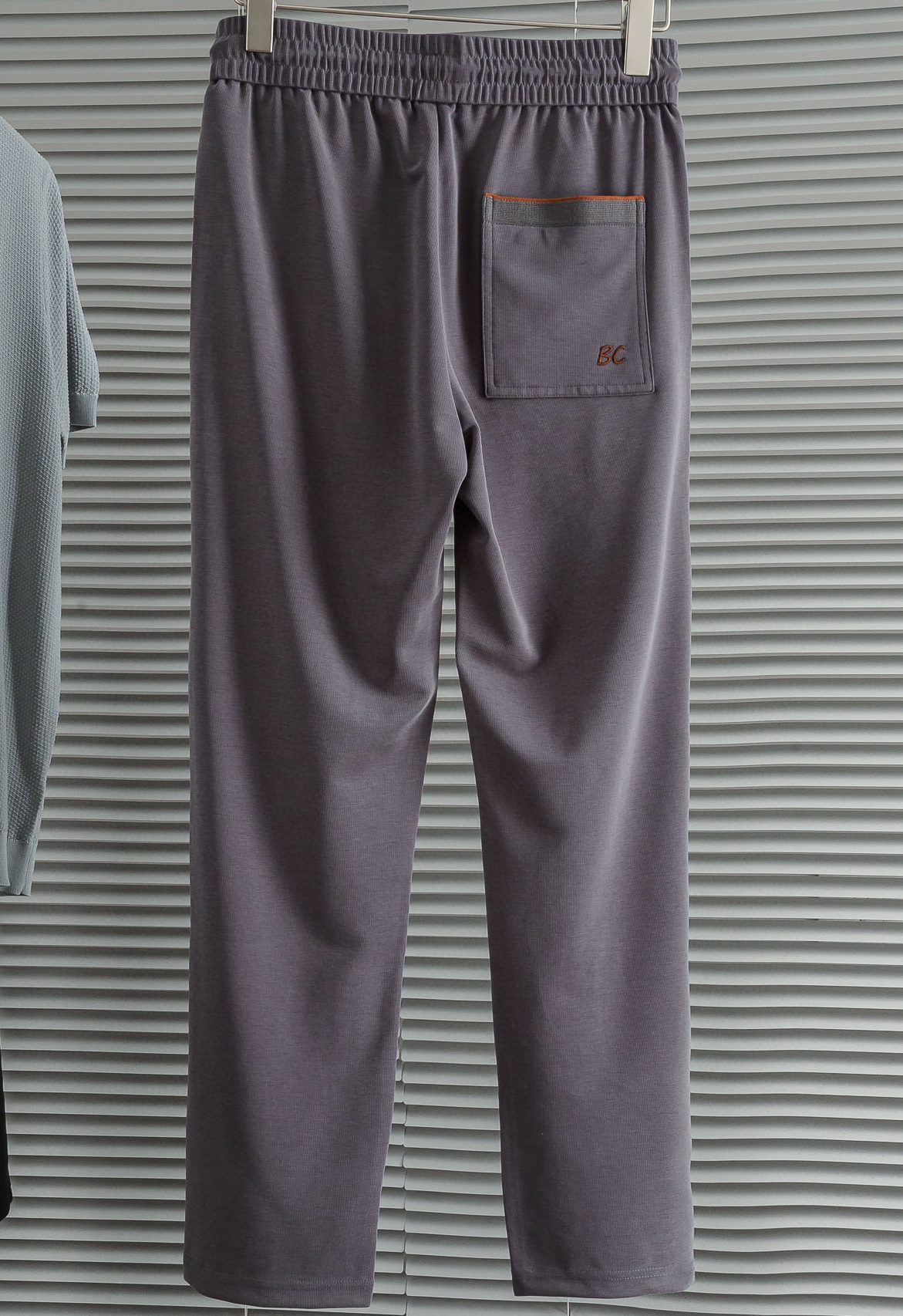 [홍콩명품.BRUNELLO CUCINELLI]브루넬로 쿠치넬리 2025 남성용 바지 BL1173 YB 홍콩명품의류,구매대행,온라인명품