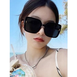 [홍콩명품.Christian Dior]크리스챤 디올  25SS 로고 연예인 여자 남자 선글라스 CD010 SG1-A 홍콩명품의류,구매대행,온라인명품