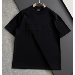 [홍콩명품.BALENCIAGA]발렌시아가 2025 남성용 반팔티 BL1233 YB  홍콩명품의류,구매대행,온라인명품