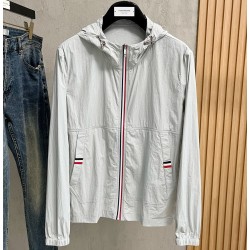 [홍콩명품.THOM BROWNE ] 톰 브라운 2025 남성용 바람막이 자켓 TB1213 PD 홍콩명품의류,구매대행,온라인명품