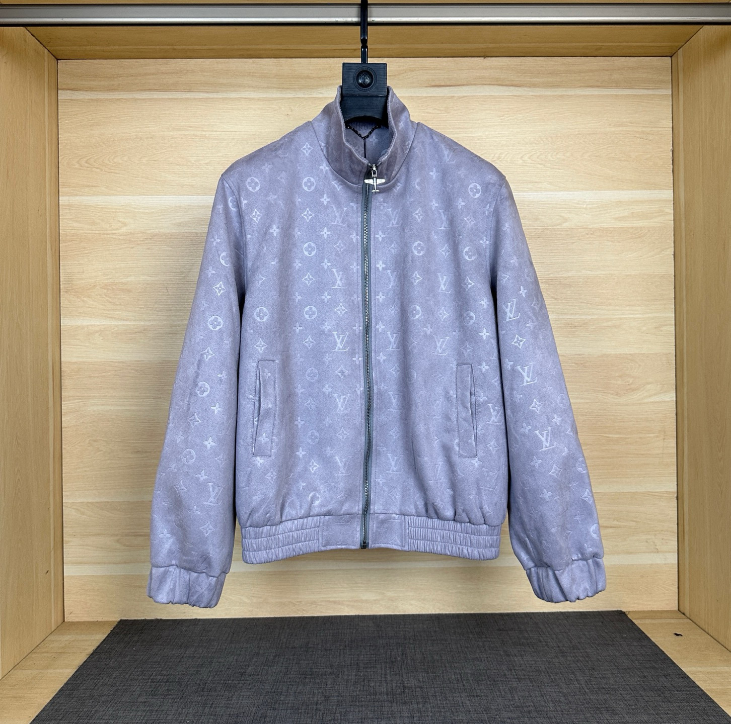 홍콩명품.LOUIS VUITTON] 루이비통 2025 남성용 자켓 LV1930 CO 홍콩명품의류,구매대행,온라인명품