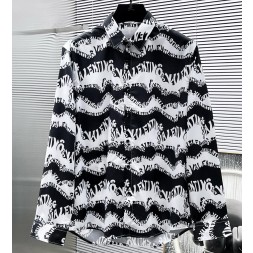 [홍콩명품.VALENTINO]발렌티노 2025 남성용 반팔셔츠 VT051 PD 홍콩명품의류,구매대행,온라인명품