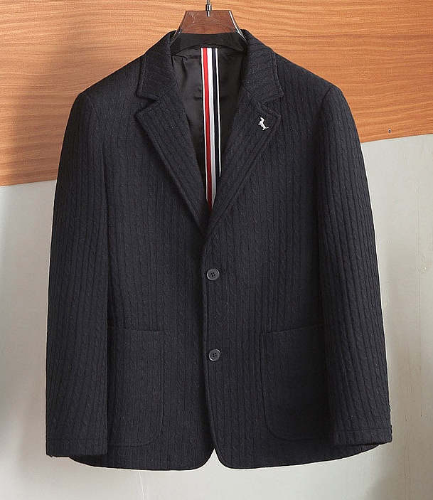 [홍콩명품.THOM BROWNE ] 톰 브라운 2025 남성용 니트 수트자켓 TB1227 HD 홍콩명품의류,구매대행,온라인명품