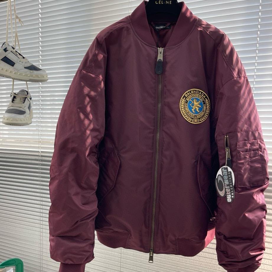 [홍콩명품.BALENCIAGA] 발렌시아가 2025 남성용 자켓 BL1266 HD 홍콩명품의류,구매대행,온라인명품