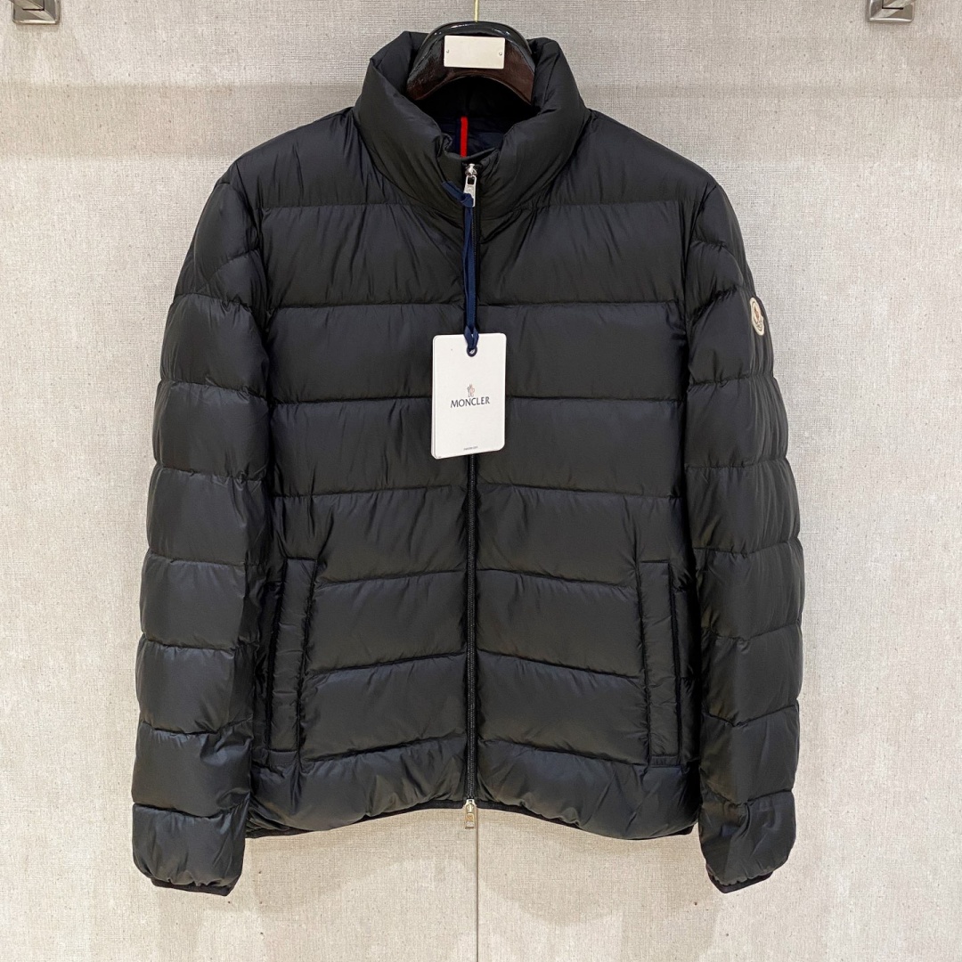 [홍콩명품.MONCLER] 몽클레어 2025 남성용 구스다운 패딩자켓 MQ1383 YB 홍콩명품의류,구매대행,온라인명품