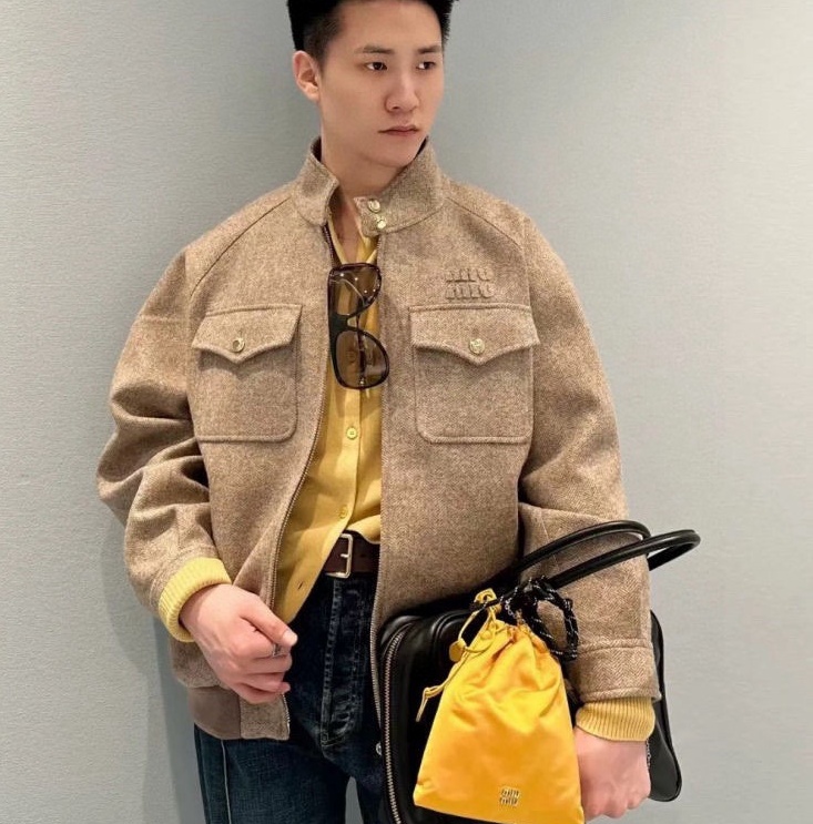 [홍콩명품,MIU MIU] 미우미우 25SS 로고 자켓 MM059 YB, 홍콩명품의류,구매대행,온라인명품