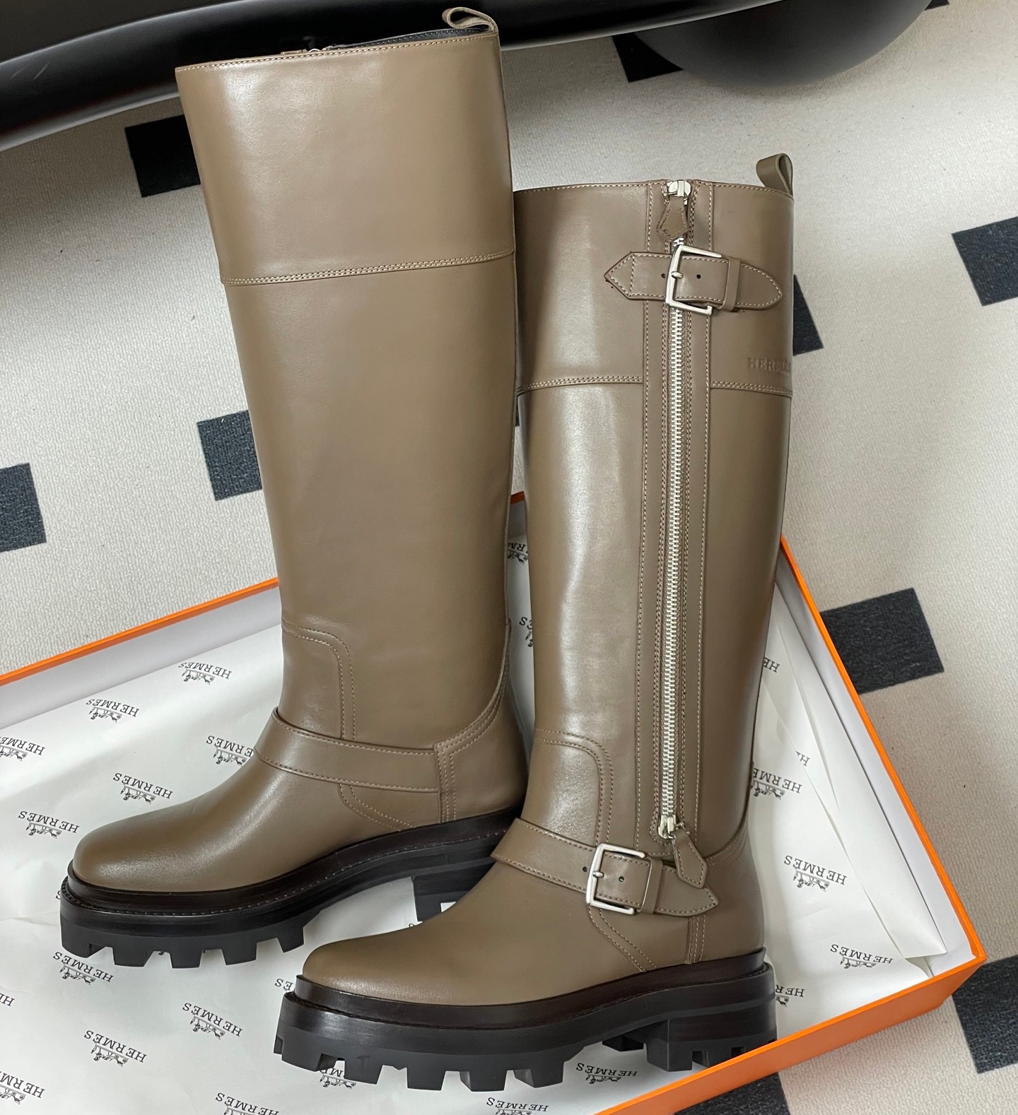 [홍콩명품.HERMES] 에르메스 25SS 여성 롱부츠 WA5924 DN 홍콩명품의류,구매대행,온라인명품