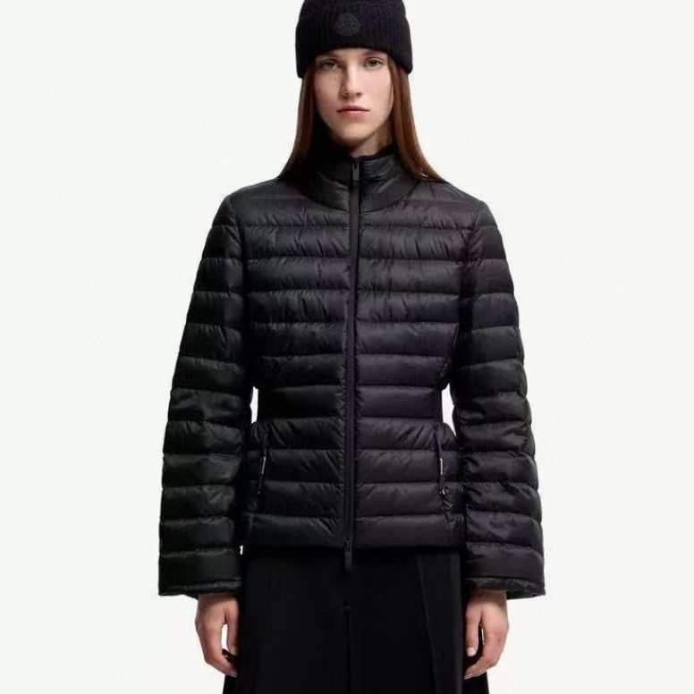 [홍콩명품.MONCLER] 몽클레어  2025 여성 구스다운 패딩 WA5962 JS 홍콩명품의류,구매대행,온라인명품