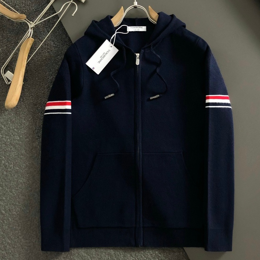 [홍콩명품.THOM BROWNE ] 톰 브라운 2025 남성용 니트 가디건 TB1311 YB 2컬러 홍콩명품의류,구매대행,온라인명품