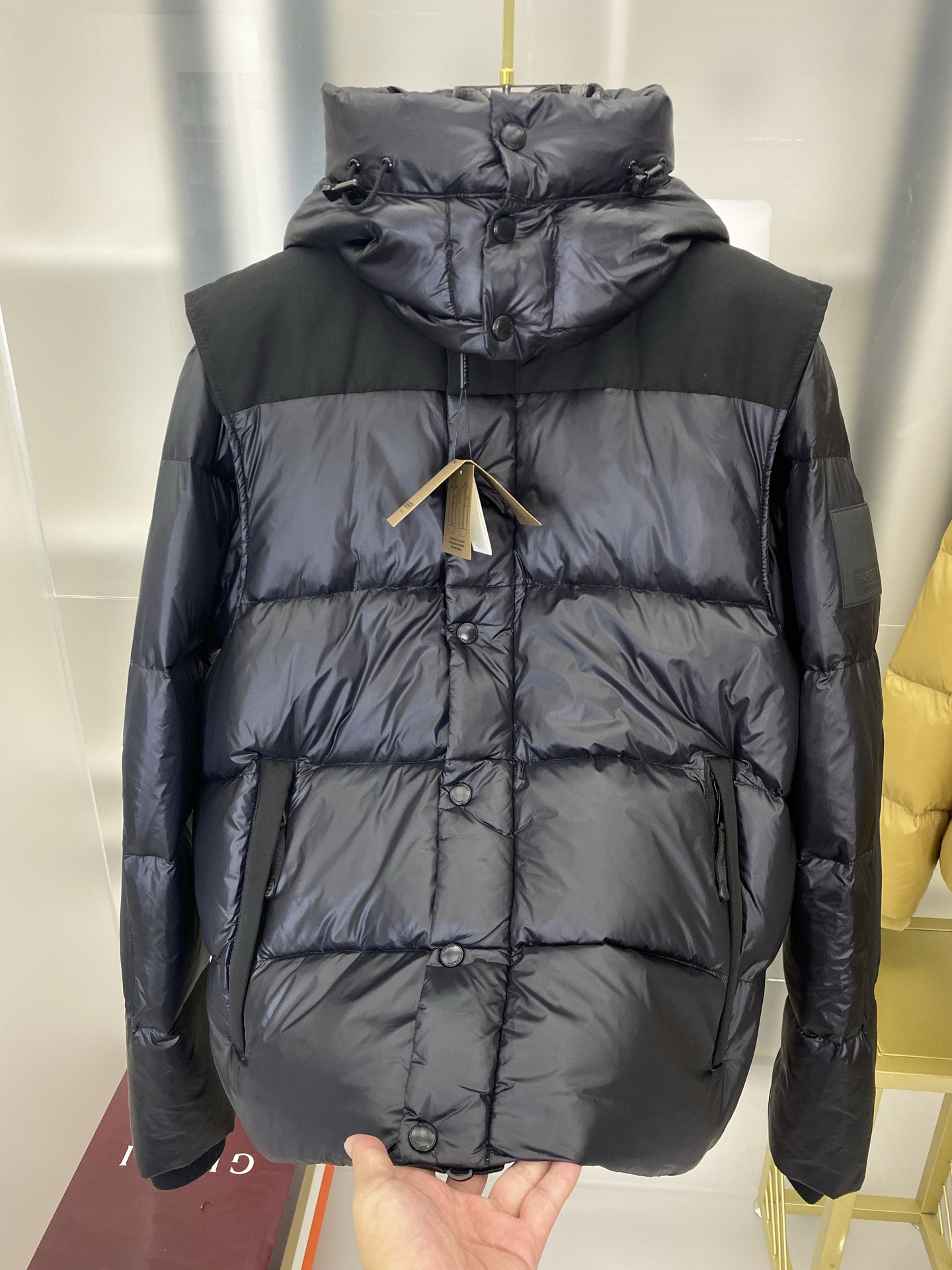 [홍콩명품.BURBERRY] 버버리 2025 남성용 덕다운 패딩자켓 BU1361 HD 홍콩명품의류,구매대행,온라인명품