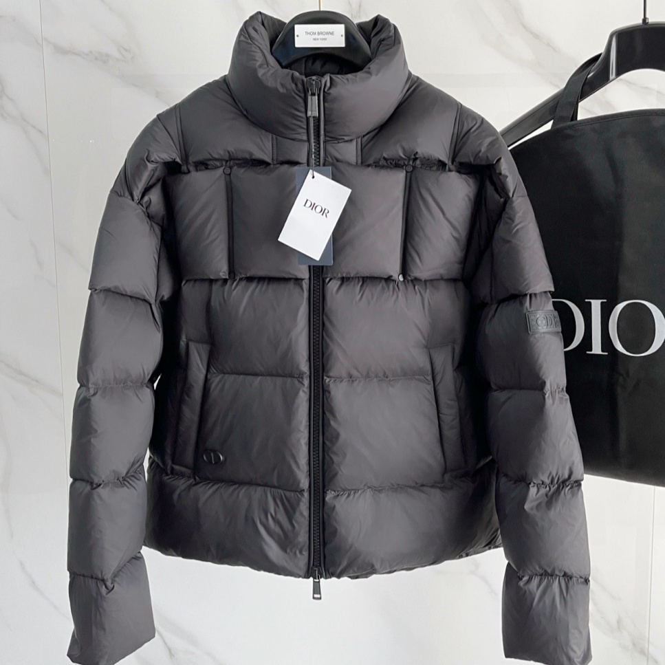 [홍콩명품.Christian Dior] 크리스챤 디올 2025 남성용 구스다운 패딩자켓 CD1058 YB 홍콩명품의류,구매대행,온라인명품