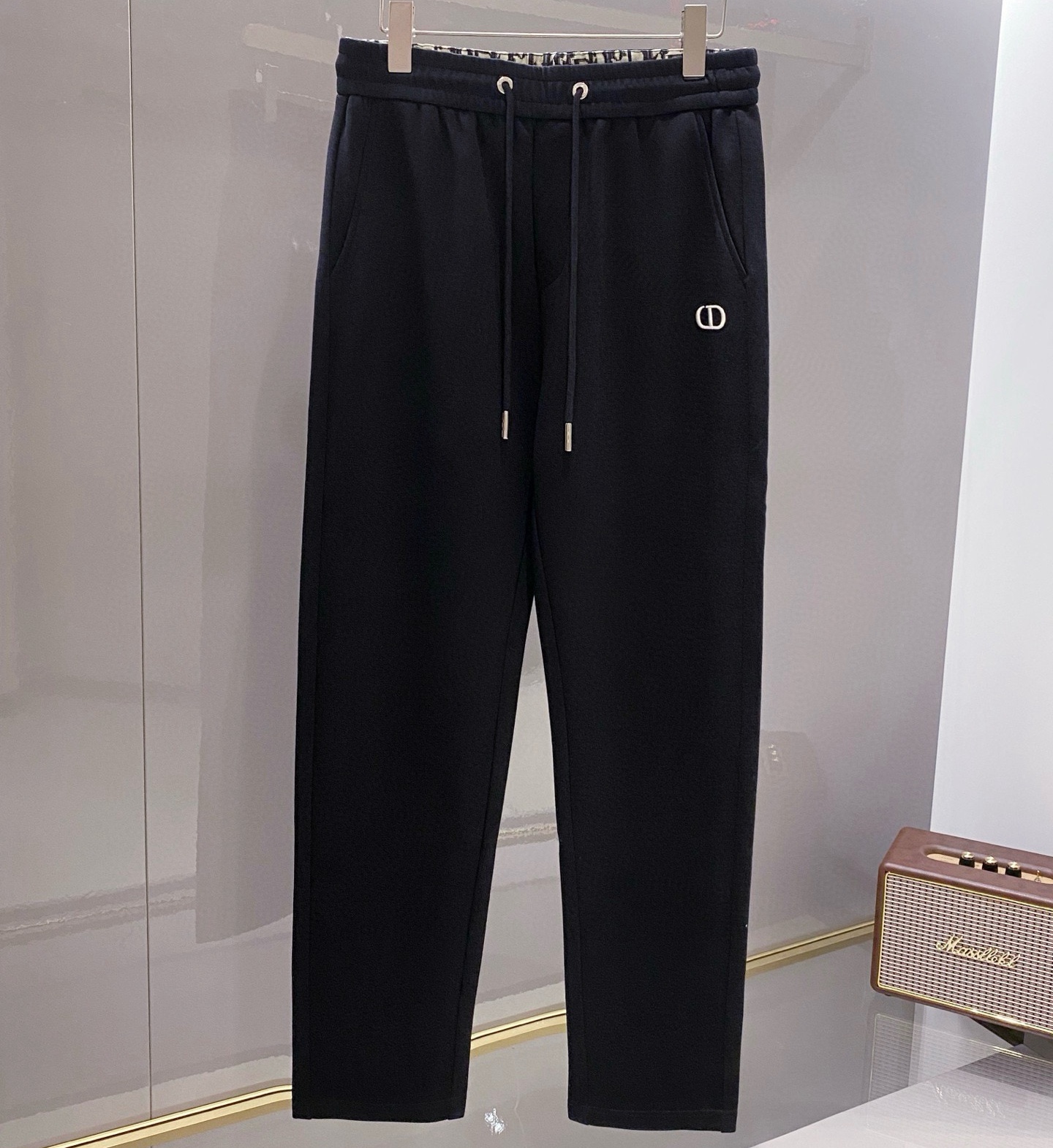 [홍콩명품.Christian Dior]크리스챤 디올 2025 남성용 바지 CD1063 HD 홍콩명품의류,구매대행,온라인명품