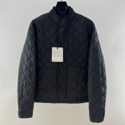 [홍콩명품.MONCLER] 몽클레어 2025 남성용 덕다운 패딩자켓 MQ1443 YB 홍콩명품의류,구매대행,온라인명품