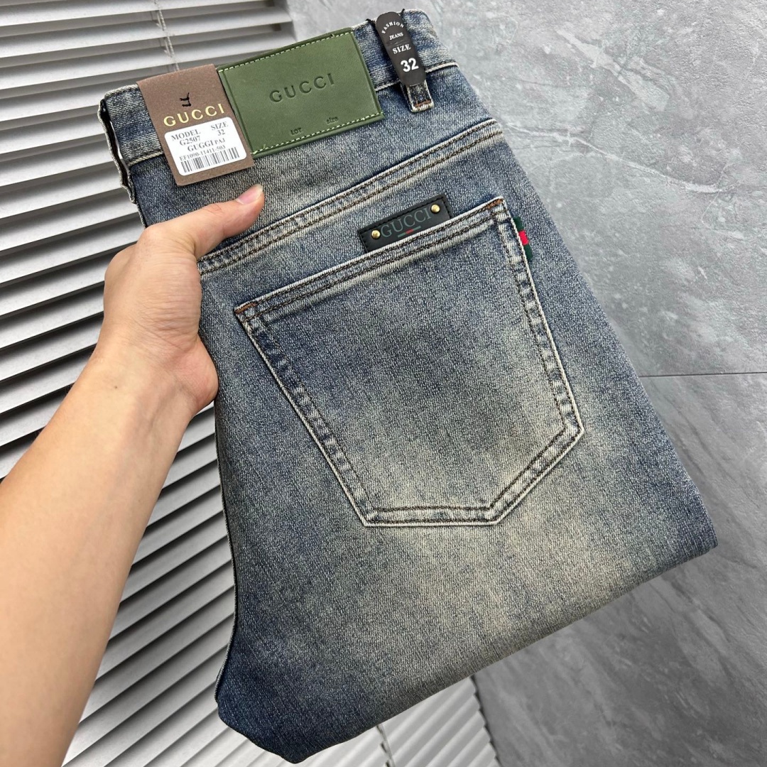 [홍콩명품.GUCCI] 구찌 2025 남성용 청바지 GC535 PD 홍콩명품의류,구매대행,온라인명품