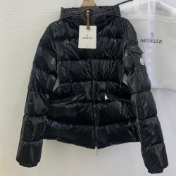 [홍콩명품.MONCLER] 몽클레어 2025 여성 구스다운 패딩 WA6047 JS  홍콩명품의류,구매대행,온라인명품