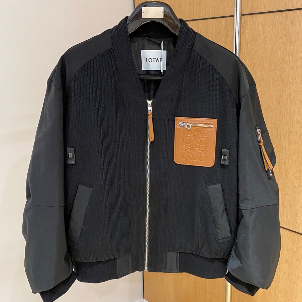 [홍콩명품.LOEWE] 로에베 2025 남성용 구스다운 패딩  LE437 YB 홍콩명품의류,구매대행,온라인명품