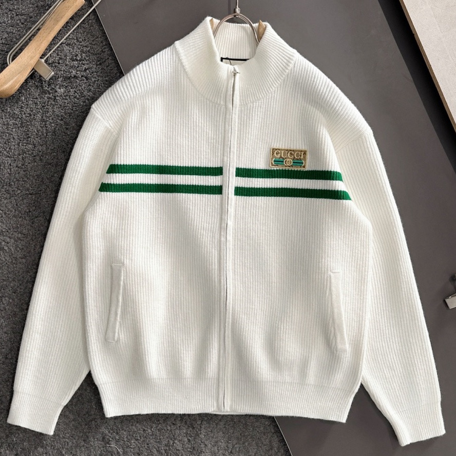 [홍콩명품.GUCCI] 구찌 2025 남성용 울 가디건 GC552 PD 홍콩명품의류,구매대행,온라인명품