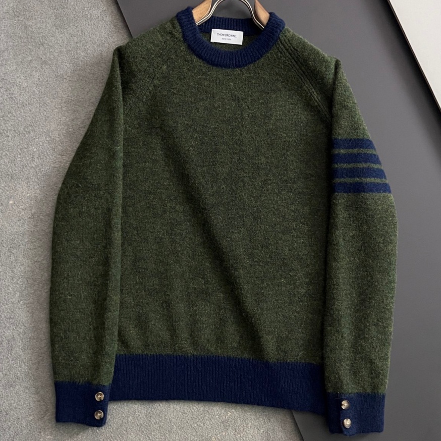 [홍콩명품.THOM BROWNE ] 톰 브라운 2026 남성용 니트 풀오버 TB1368  PD 홍콩명품의류,구매대행,온라인명품