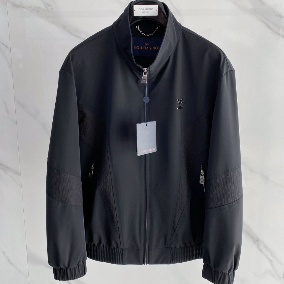 [홍콩명품.LOUIS VUITTON] 루이비통 2026 남성용 자켓 LV2548 HD 홍콩명품의류,구매대행,온라인명품